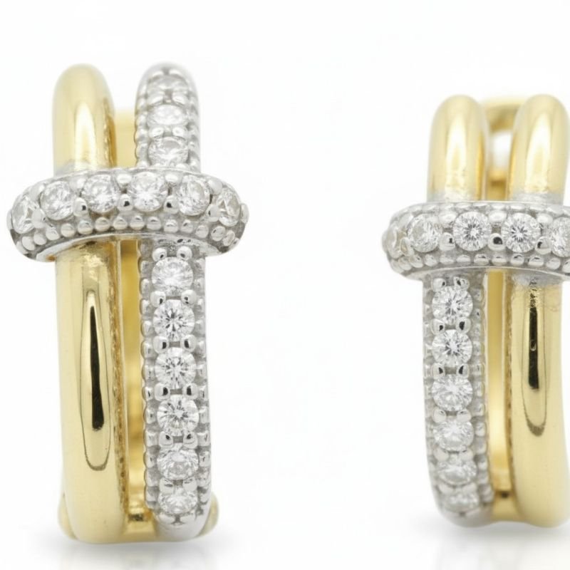 Brinco Ouro 18k com 30 Pontos de Brilhante